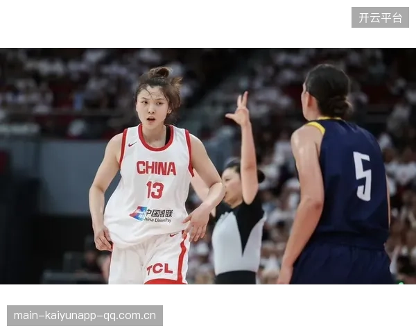中国女篮大比分击败：从“逆袭”到“传奇”——如何让球迷重拾对女篮的信心？